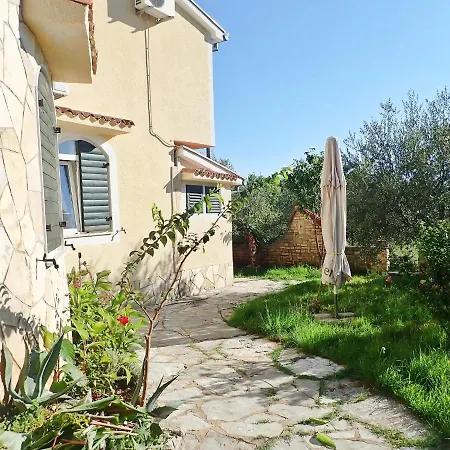 Marina Apartamento Starigrad Paklenica