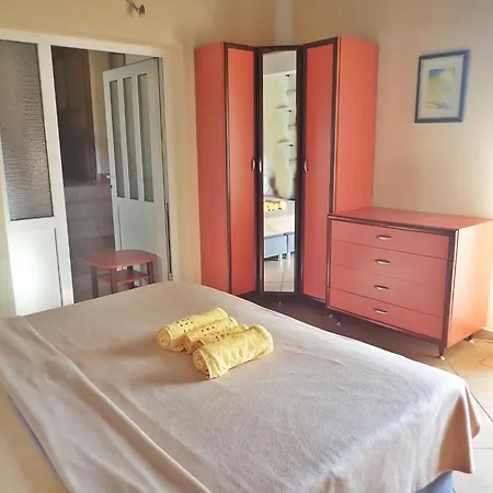 Marina Apartment *