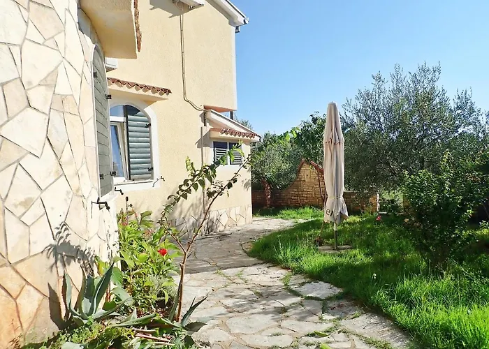 Marina Apartamento Starigrad Paklenica